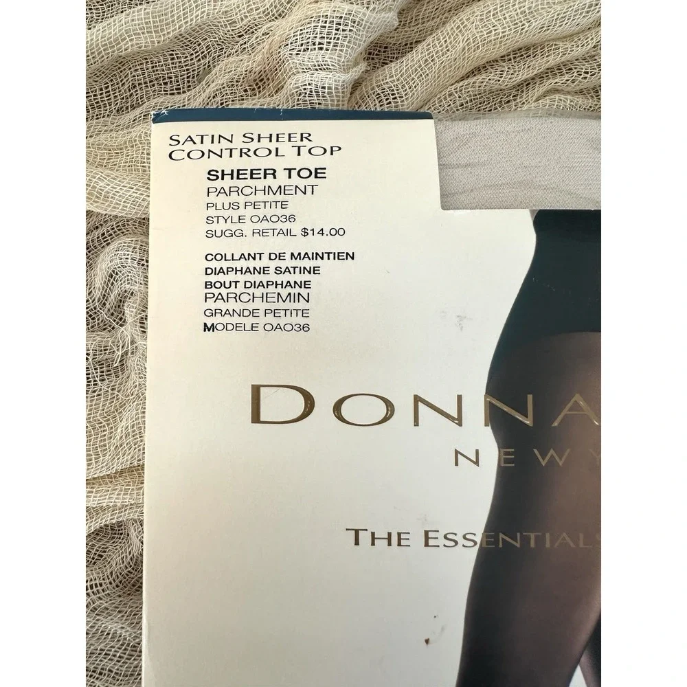 Donna Karan Parchment Satin Sheer Control Top Pantyhose Nylons Plus Petite OAO36